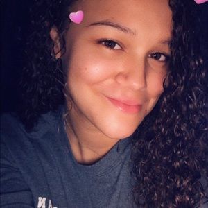 Meet your Posher, Emony